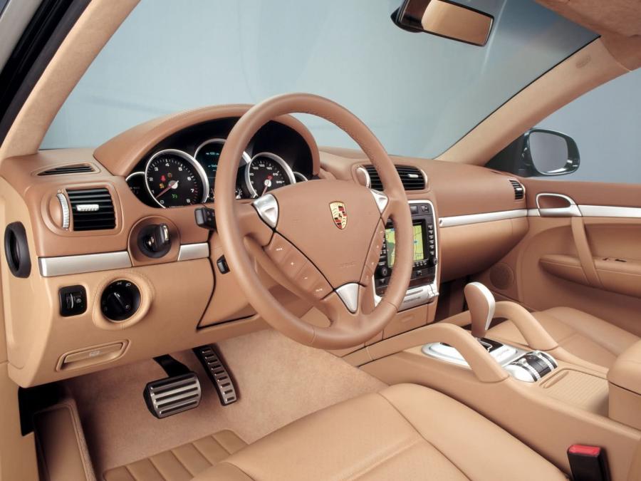  Porsche Cayenne Turbo 2002 года  (фото 31 из 40)